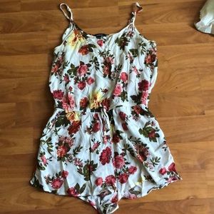 Ambiance flower romper